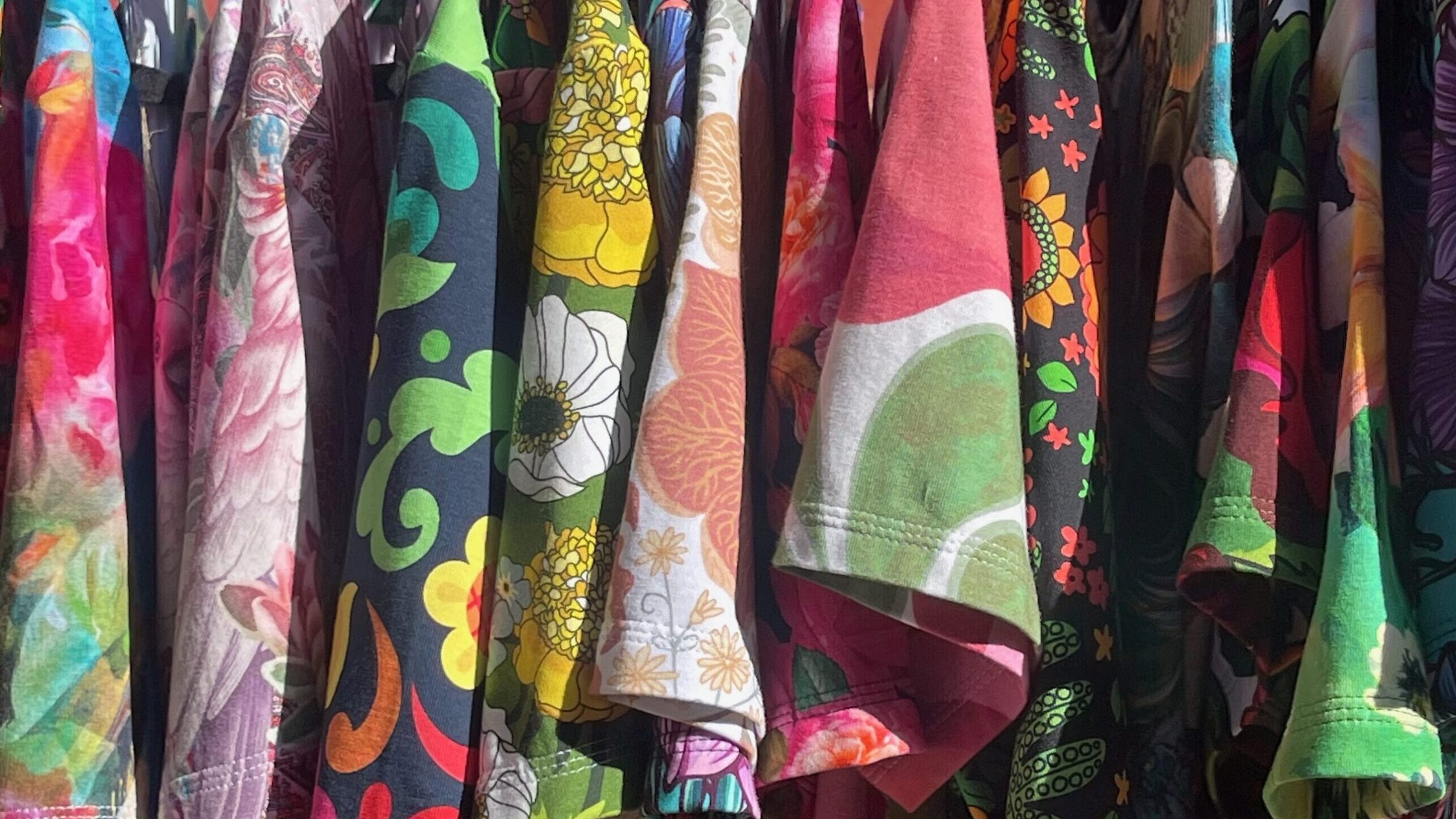 färgglada klänningar
